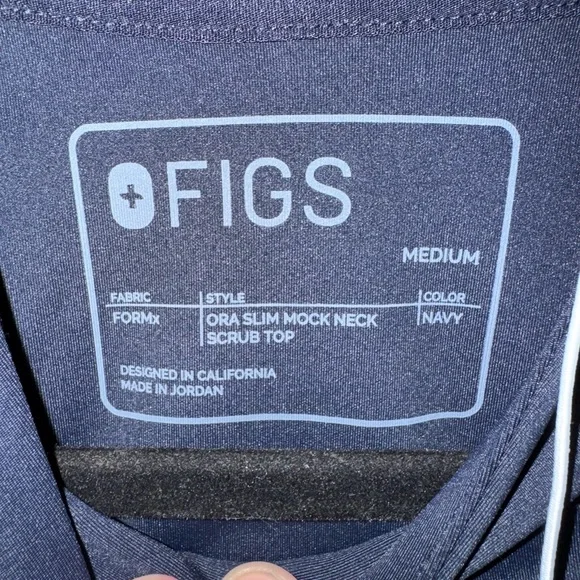 Figs Women's Navy Top - Picture 3 of 3